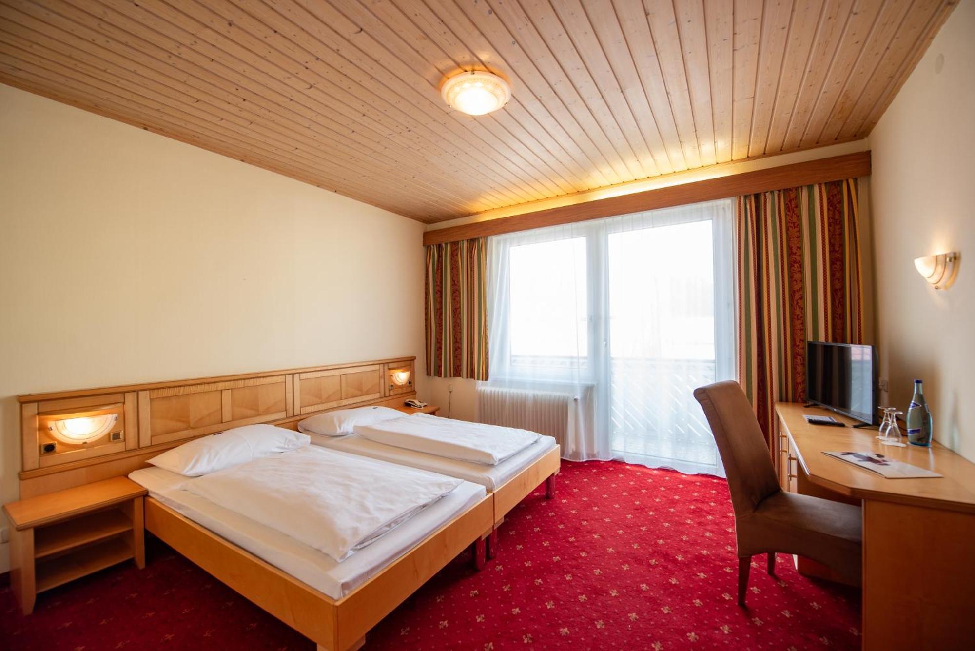 Aktivhotel Weisser Hirsch Маріацелль Екстер'єр фото