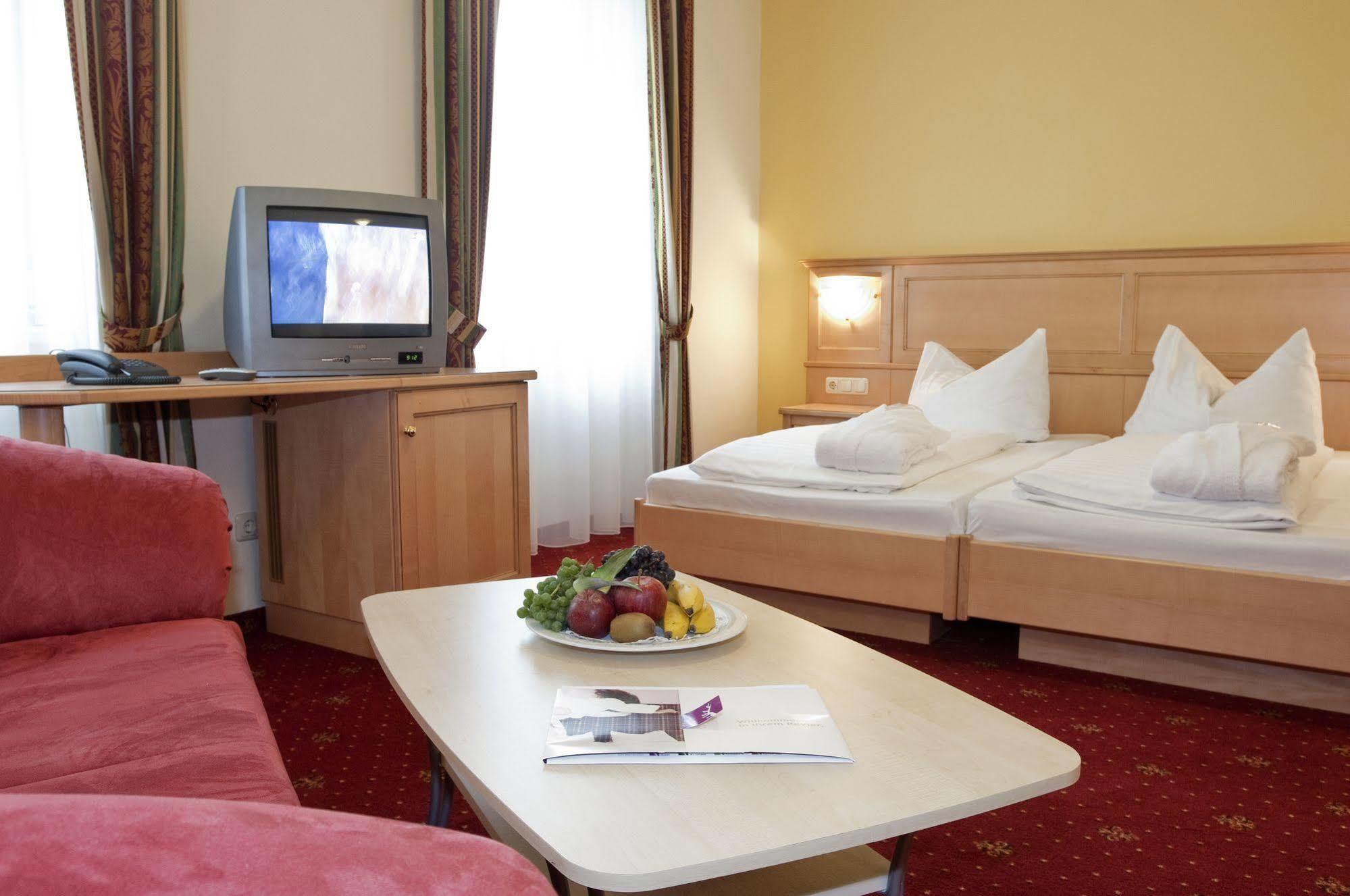 Aktivhotel Weisser Hirsch Маріацелль Екстер'єр фото
